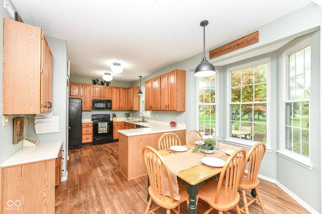 8570 Laurel Court, Fishers, IN 46038