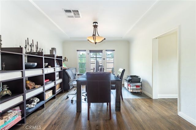 4182 Greenbush, Sherman Oaks, CA 91423