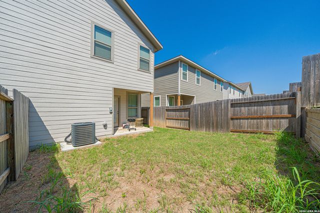 7616 MAGNOLIA VLG, San Antonio, TX 78252
