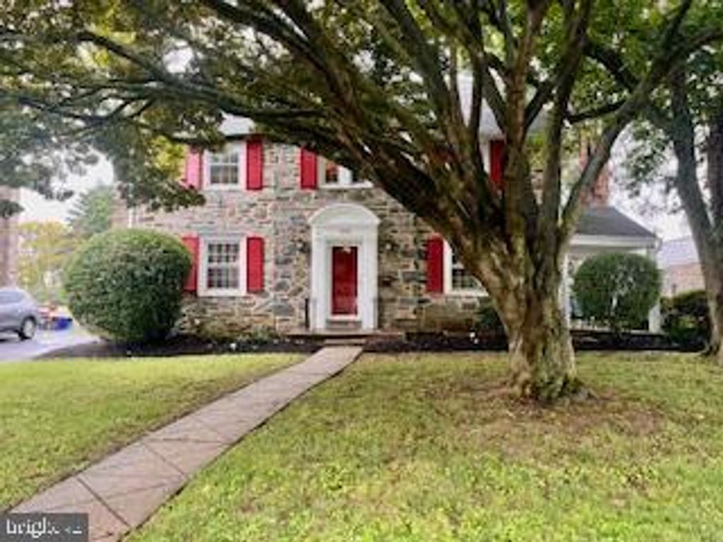 1004 EDMONDS AVE, Drexel Hill, PA 19026