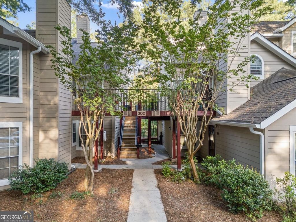 312 Hawkstone Way 312, Alpharetta, GA 30022 — photo 2