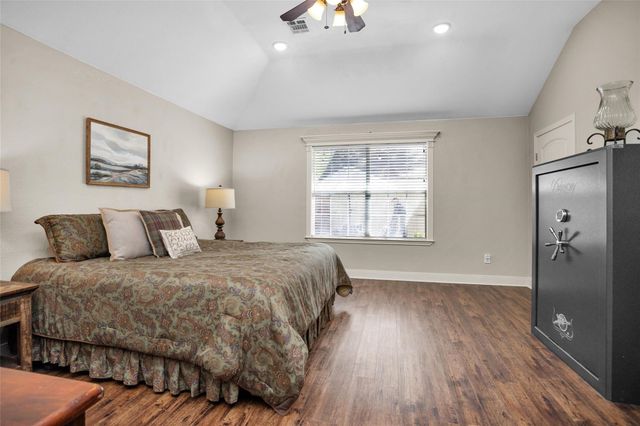 11210 Walden Road, Montgomery, TX 77356