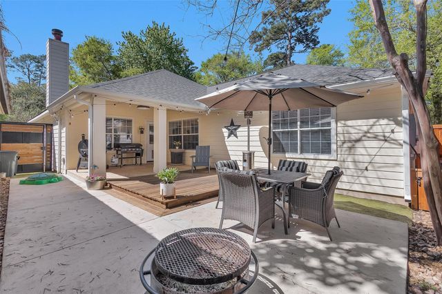11210 Walden Road, Montgomery, TX 77356
