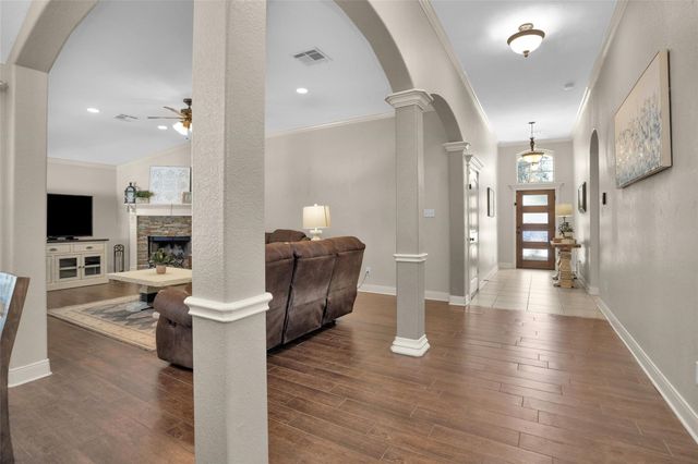 11210 Walden Road, Montgomery, TX 77356
