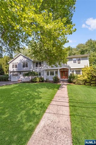 40 Rickland Road, Old Tappan, NJ 07675