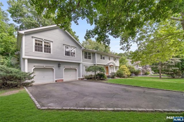 40 Rickland Road, Old Tappan, NJ 07675