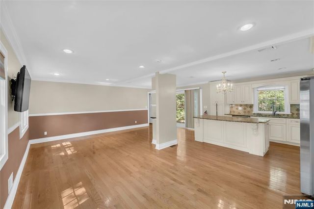 40 Rickland Road, Old Tappan, NJ 07675