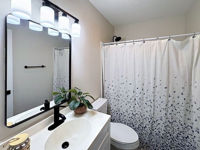 1711 2nd Street W, Milan, IL 61264