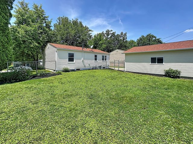 1711 2nd Street W, Milan, IL 61264