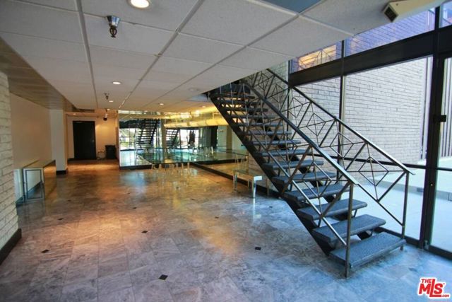 3949 Los Feliz Boulevard 206, Los Angeles, CA 90027