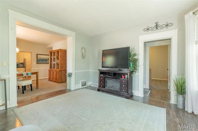 200 E 7th Street, Alton, IL 62002