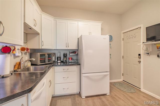 200 E 7th Street, Alton, IL 62002