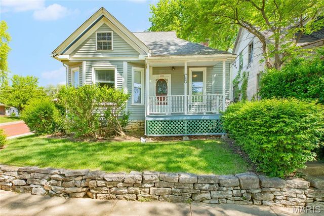 200 E 7th Street, Alton, IL 62002