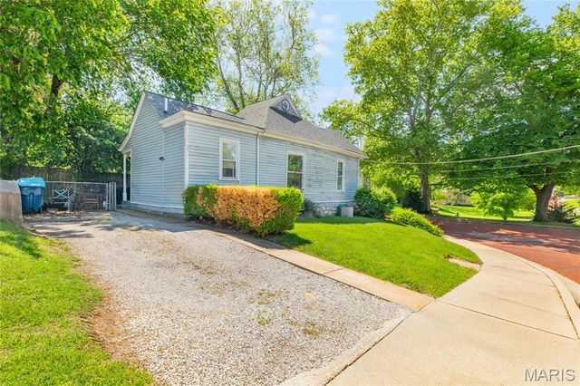 200 E 7th Street, Alton, IL 62002