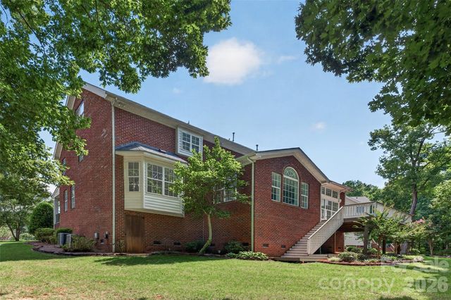 1910 Sycamore Berry Court, Mint Hill, NC 28227