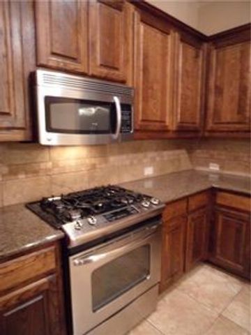 5321 Locust Drive, Mckinney, TX 75070