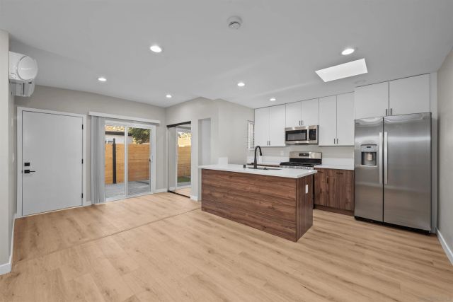 1566 Reed Ave, San Diego, CA 92109