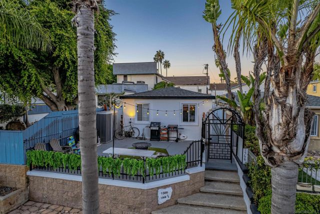 1566 Reed Ave, San Diego, CA 92109