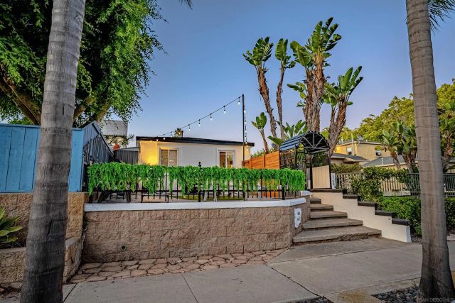 1566 Reed Ave, San Diego, CA 92109
