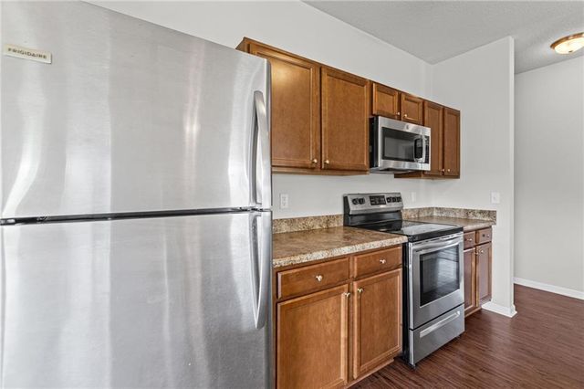 17168 S Pratt Street, Gardner, KS 66030