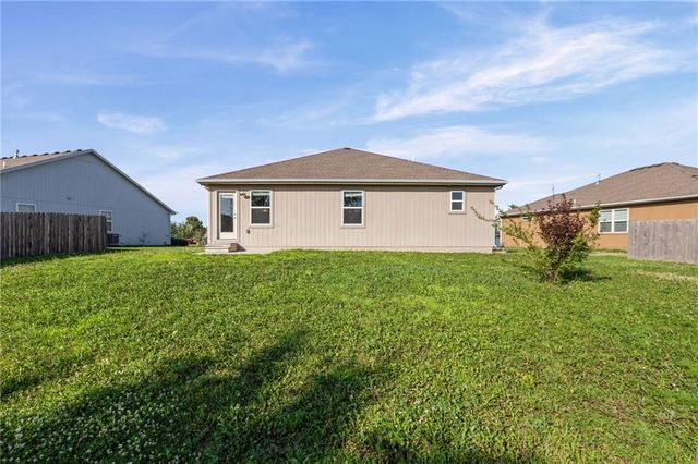 17168 S Pratt Street, Gardner, KS 66030