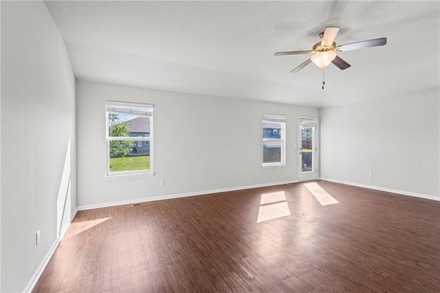 17168 S Pratt Street, Gardner, KS 66030