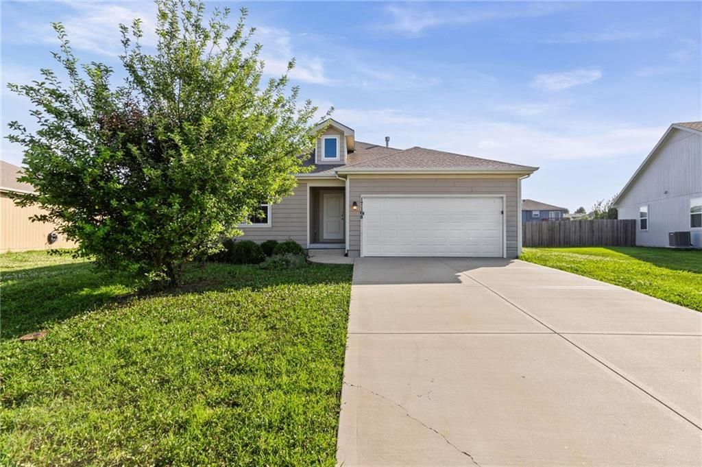 17168 S Pratt Street, Gardner, KS 66030