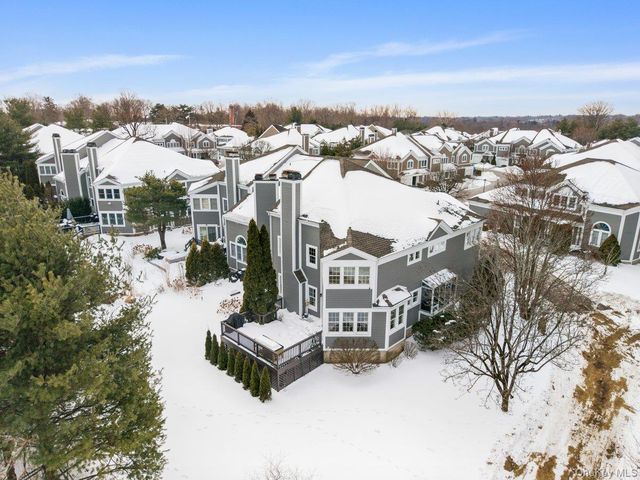 39 Alex Drive, White Plains, NY 10605