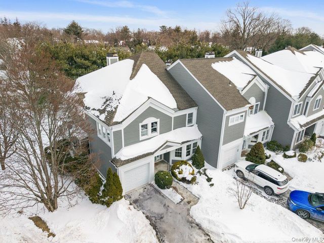 39 Alex Drive, White Plains, NY 10605