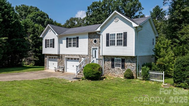 4400 Willowood Drive, Morganton, NC 28655