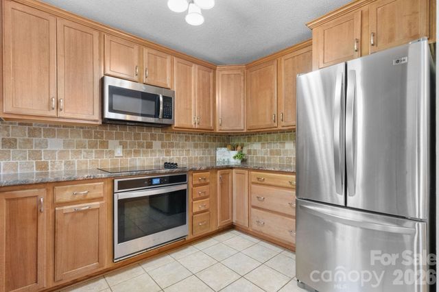 4400 Willowood Drive, Morganton, NC 28655