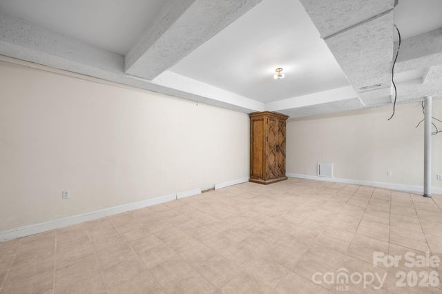 4400 Willowood Drive, Morganton, NC 28655