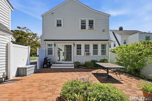 10 Lawncrest Road, Danbury, CT 06810