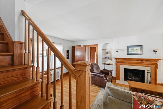 10 Lawncrest Road, Danbury, CT 06810