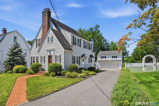 10 Lawncrest Road, Danbury, CT 06810