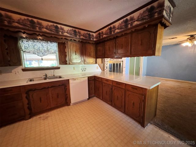 2705 Brookside Circle, Mcalester, OK 74501