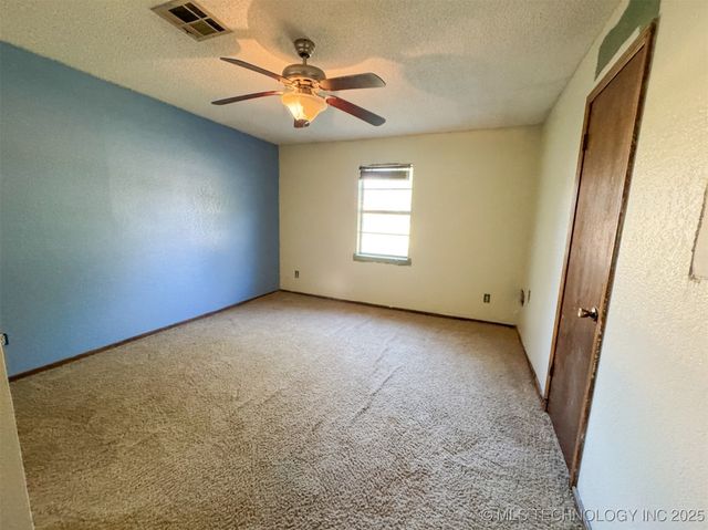 2705 Brookside Circle, Mcalester, OK 74501