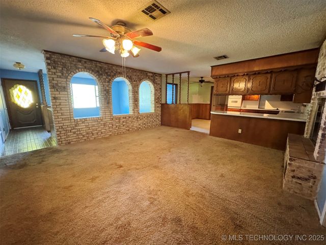 2705 Brookside Circle, Mcalester, OK 74501
