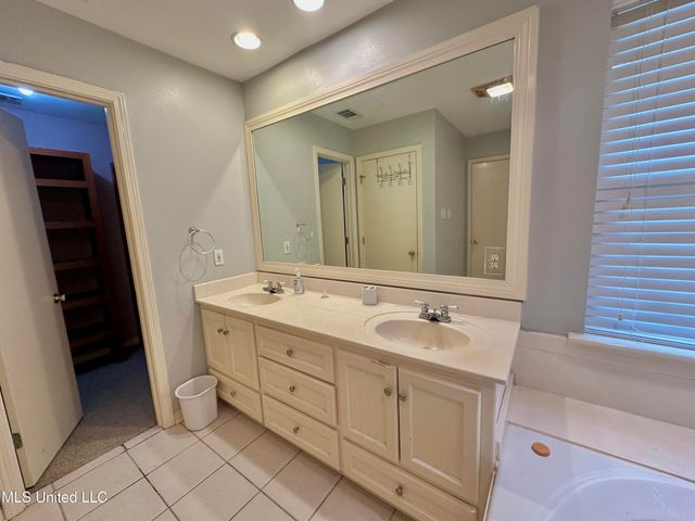 1009 Herlihy Street, Waveland, MS 39576