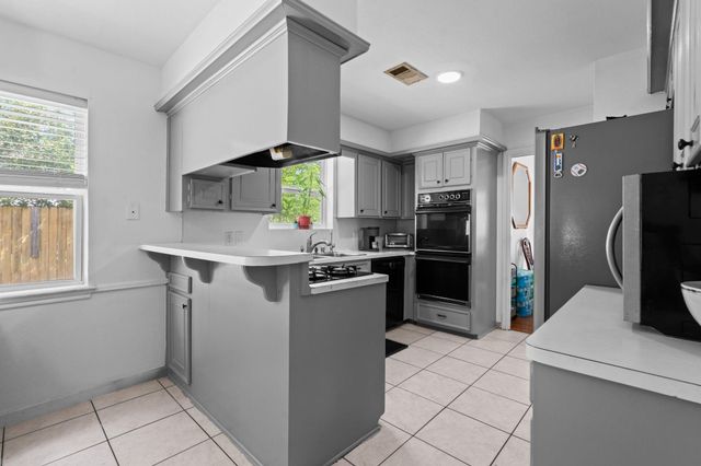 15306 Corona Del Mar Drive, Houston, TX 77083