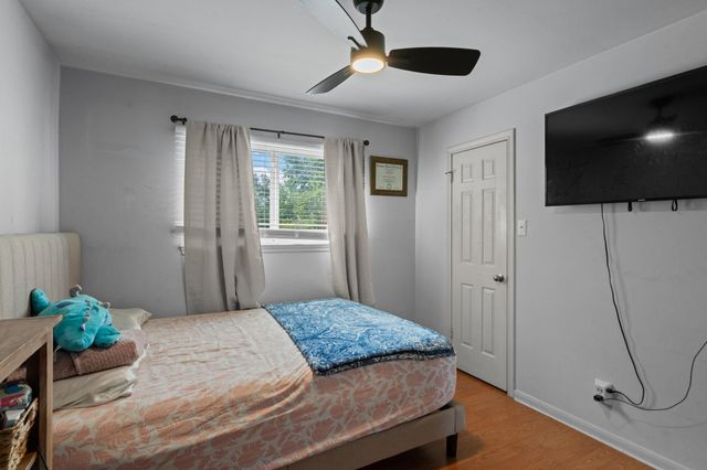 15306 Corona Del Mar Drive, Houston, TX 77083