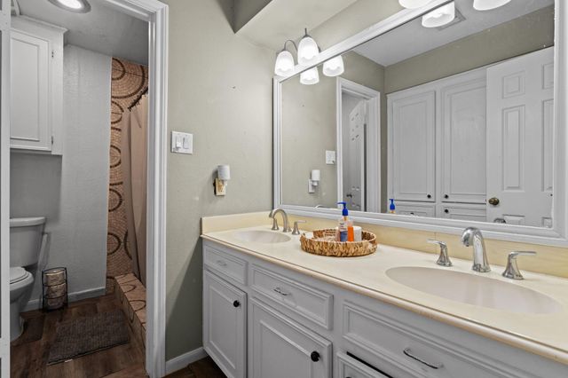 15306 Corona Del Mar Drive, Houston, TX 77083