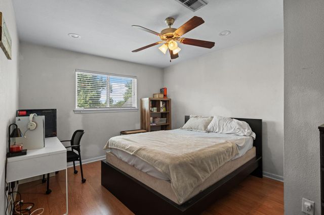 15306 Corona Del Mar Drive, Houston, TX 77083