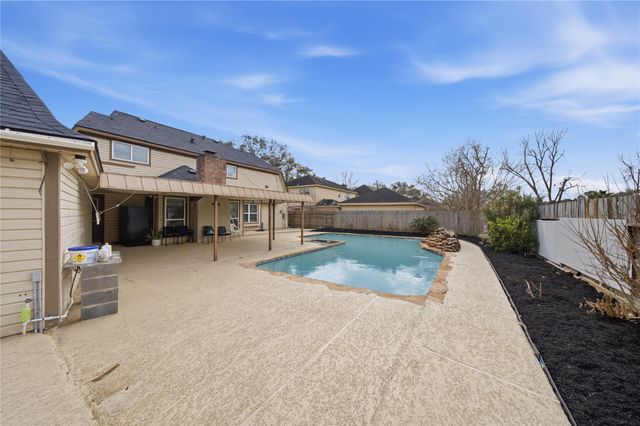 15306 Corona Del Mar Drive, Houston, TX 77083