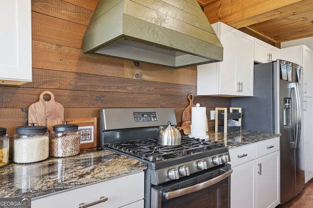 199 Highland Circle, Blue Ridge, GA 30513