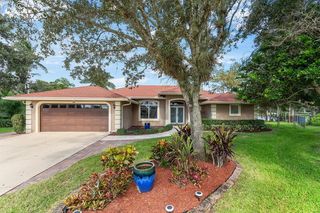 100 Royal Court, Royal Palm Beach, FL 33411
