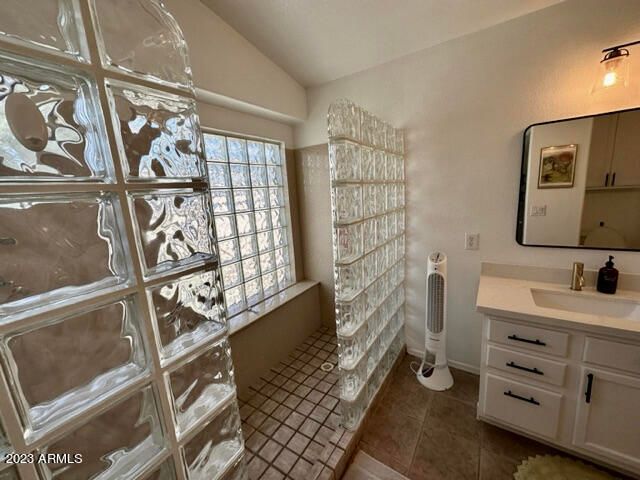 4355 E GATEWOOD Road, Phoenix, AZ 85050