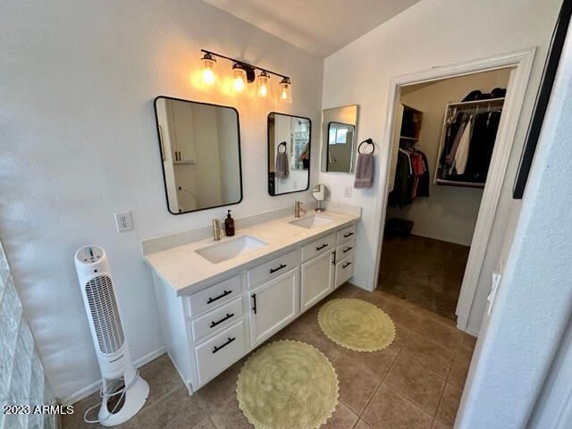 4355 E GATEWOOD Road, Phoenix, AZ 85050