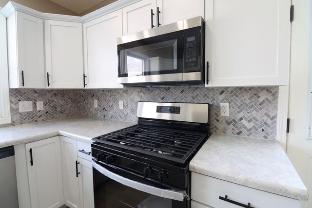 206 Ohio Street, La Porte, IN 46350