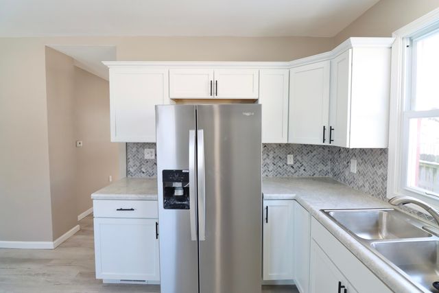 206 Ohio Street, La Porte, IN 46350